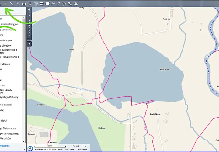 Warstwa "Mapa ewidencyjna" z zaznaczonymi działkami i granicami obrębów, widoczna na tle mapy z rzeką Wartą i miejscowościami.