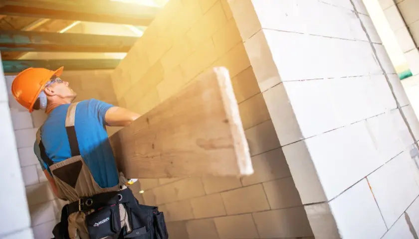 Czy można zamurować okno w domu? Sprawdź przepisy i konsekwencje