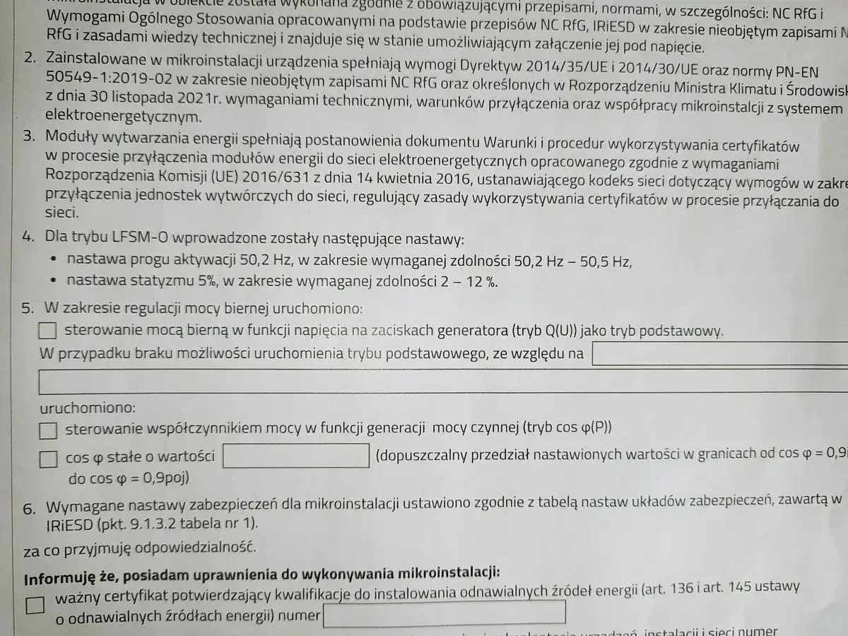 Dokumentacja techniczna dotycząca tauron zgłoszenie mikroinstalacji, zawiera informacje o wymaganiach i nastawach zabezpieczeń.